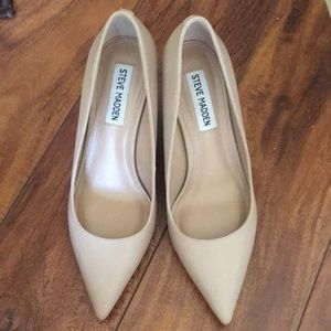 Nude Steve Madden heels size 6.5